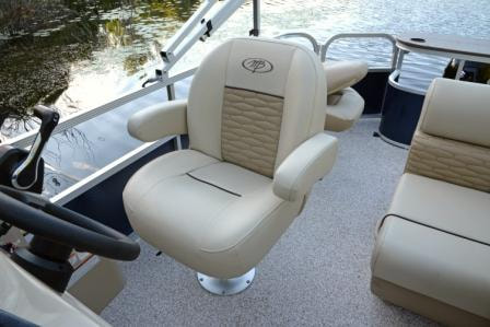 cpf-8520-captain-s-chair_orig